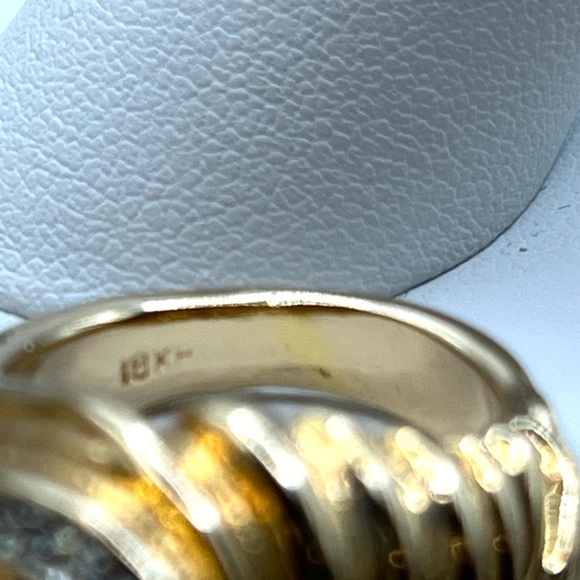 Elegant Gold Rhinestones Knot Swirl Ring 18K HGE Vintage Size 6 - Picture 11 of 15